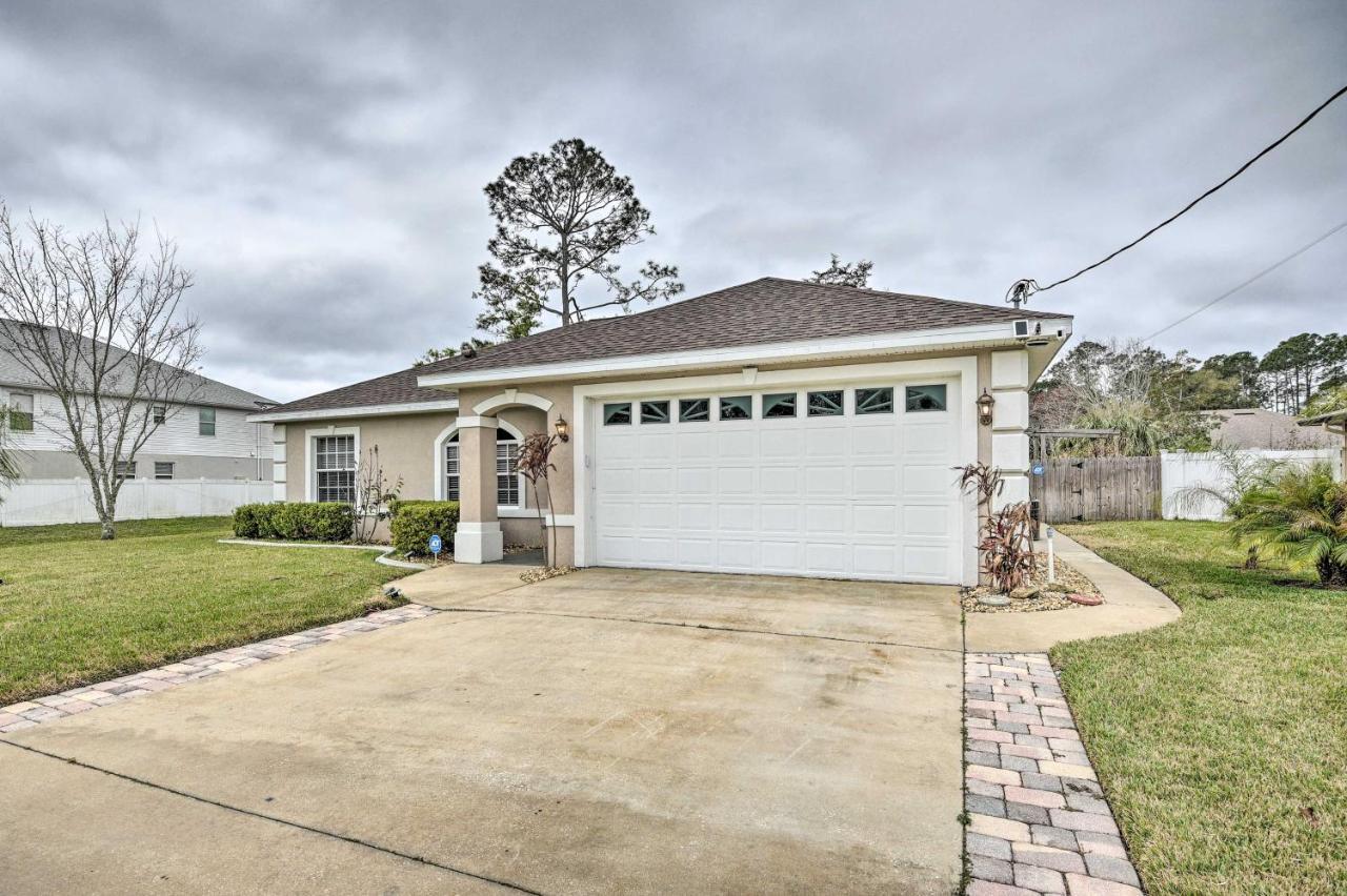 Pet-Friendly Palm Coast Home With Pool Table And Patio Exterior photo