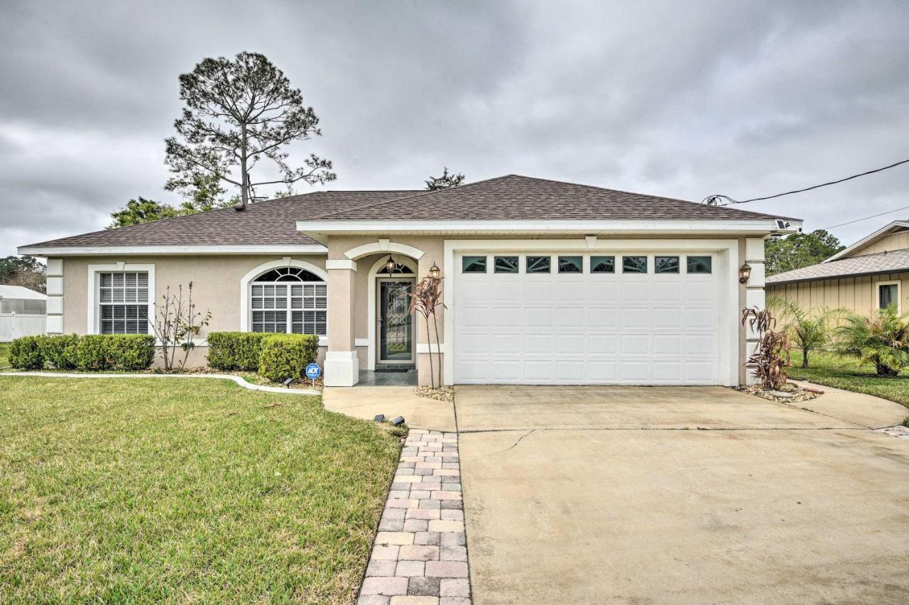 Pet-Friendly Palm Coast Home With Pool Table And Patio Exterior photo